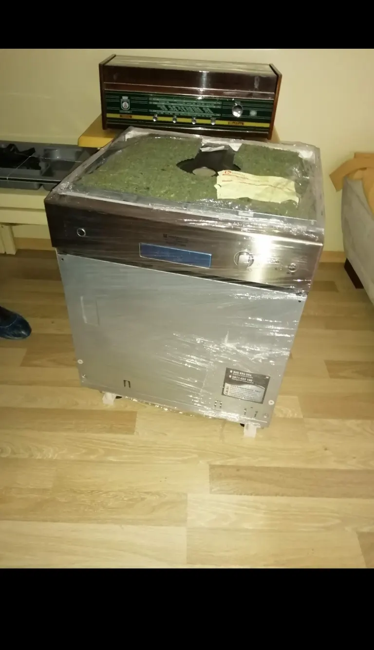 Montaja hazır ankastre bulaşık makinesi — yerinde kurulum servisi